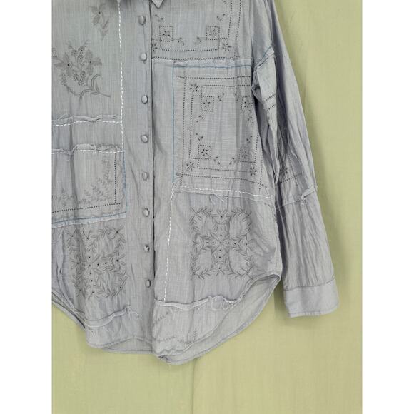 Anthropologie Top Women XS Blue Patchwork Eyelet Button Boho Cottage Embroidered - Picture 6 of 9